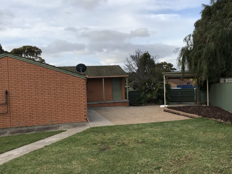 Spacious 3 bedroom 2 bath 3