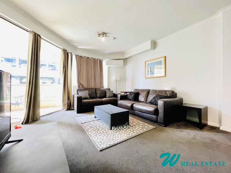 Spacious Furnished Executive Apartment in the Heart of Sydney!