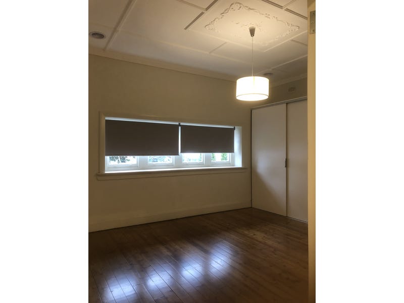 NEWLY RENOVATED PERIOD HOME 3