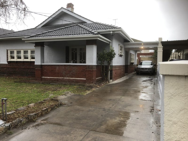 NEWLY RENOVATED PERIOD HOME 7