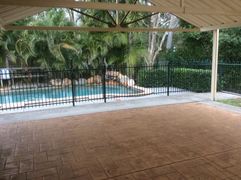 Acerage, Large Home , Pool 10