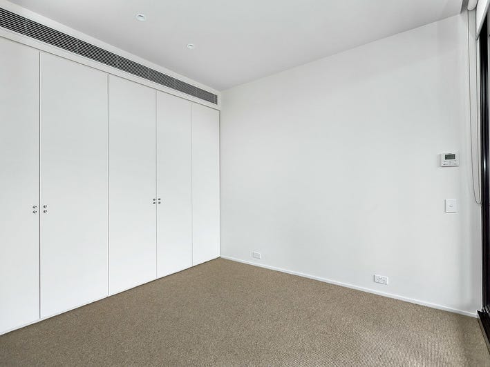 Spacious one bed apartment – 4
