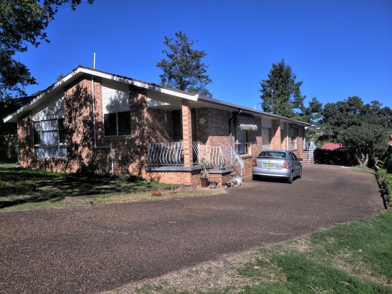 Spacious 2 Bedroom Unit