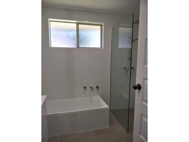 Spacious 2 Bedroom Unit 6