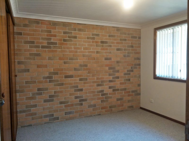 Spacious 2 Bedroom Unit 8