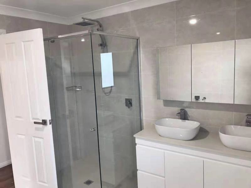 Contemporary design with golf view 4