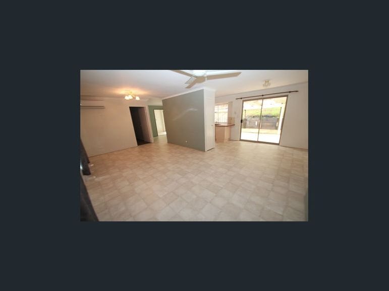 Woombye 3 bed/2 bath (incl 3