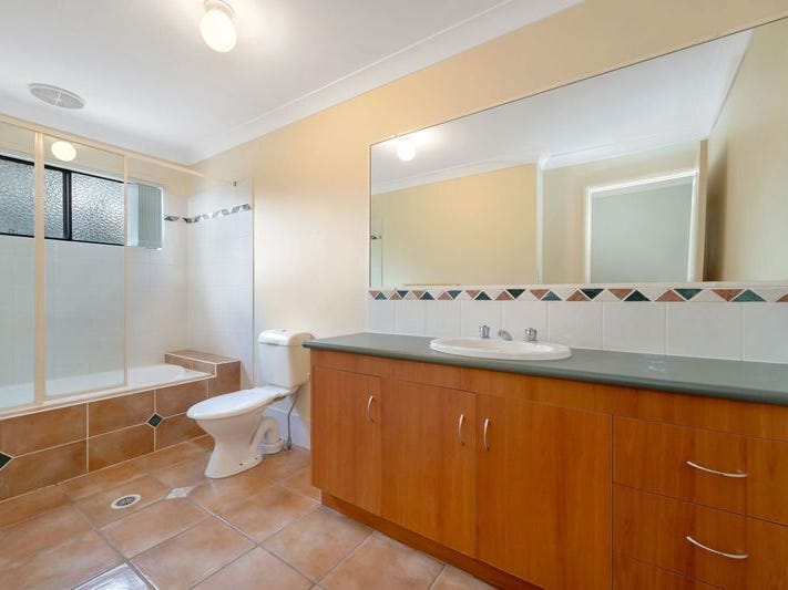 Well Appointed Townhouse 7