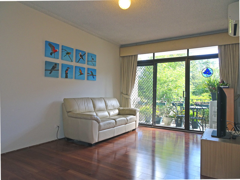 Renovated, Gorgeous and Bright Apartment 2