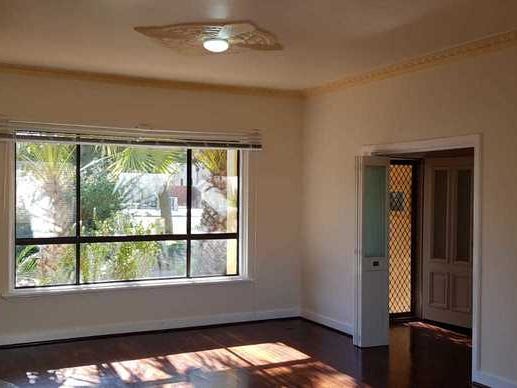 Home for Rent Melville 5