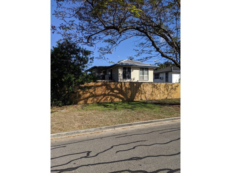 3Bdr Home, Large Deck, Great Location!