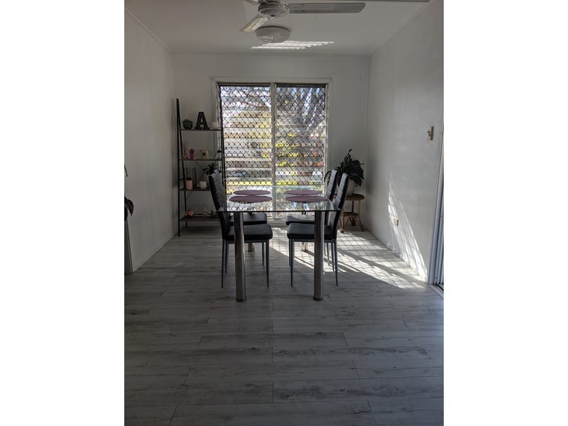 3Bdr Home, Large Deck, Great 6