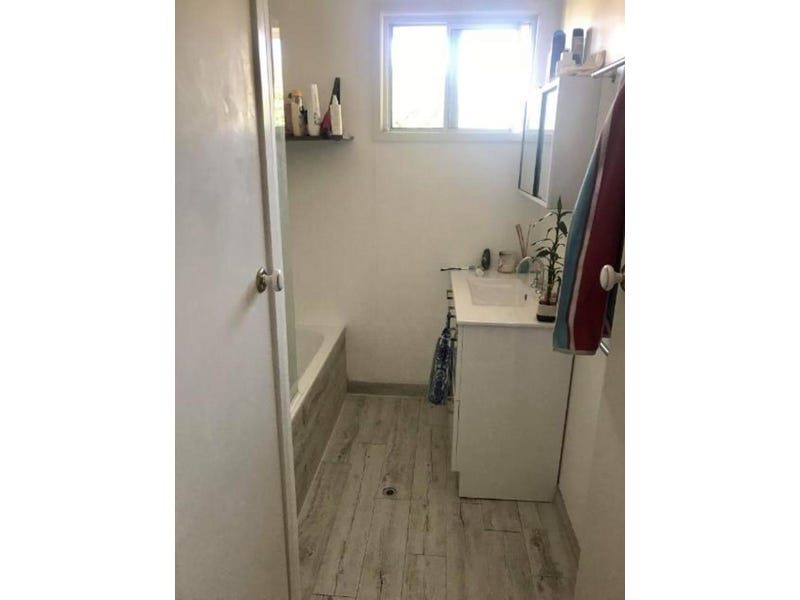3Bdr Home, Large Deck, Great 8