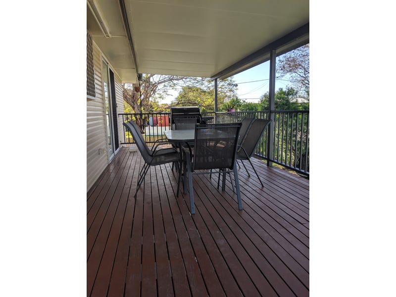 3Bdr Home, Large Deck, Great 12