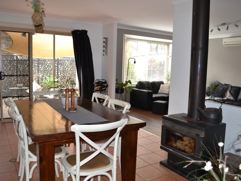 Kings Point Family Entertainer! 6