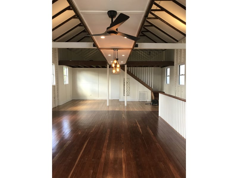 Beautiful Converted Hall Right in 2