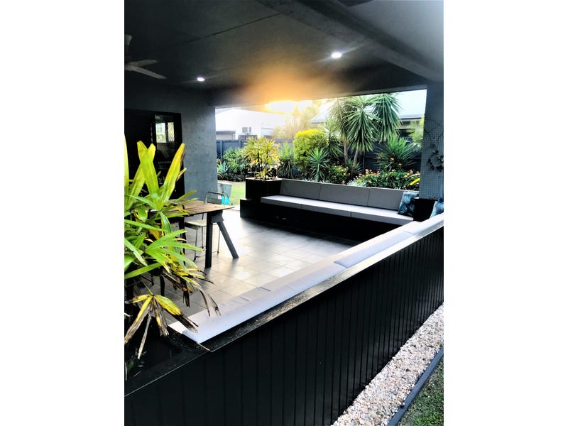 Tropical Lifestyle Living 2