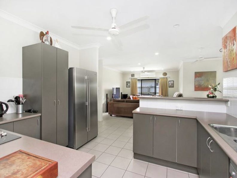Tropical Lifestyle Living 3