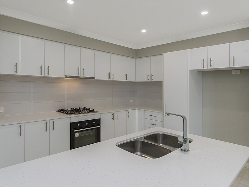 TERRIFIC 4 X 2 HOUSE 2