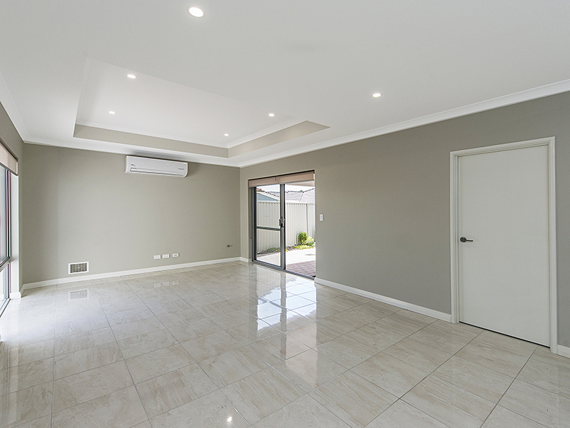 TERRIFIC 4 X 2 HOUSE 3