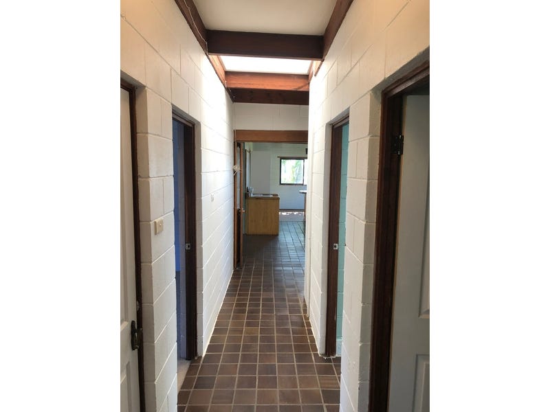 Mollymook Family Home 4