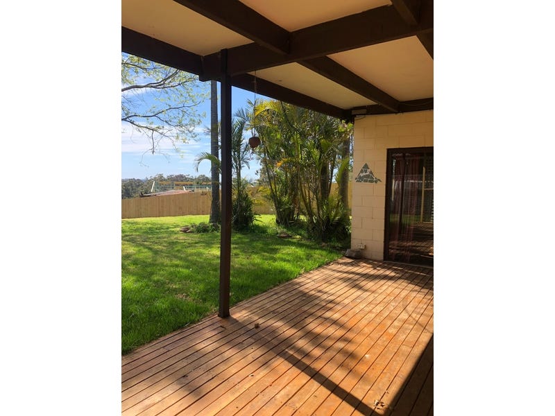 Mollymook Family Home 11