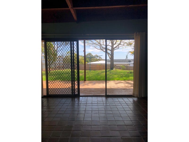 Mollymook Family Home 12