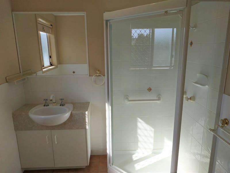 Holding deposit accepted 7