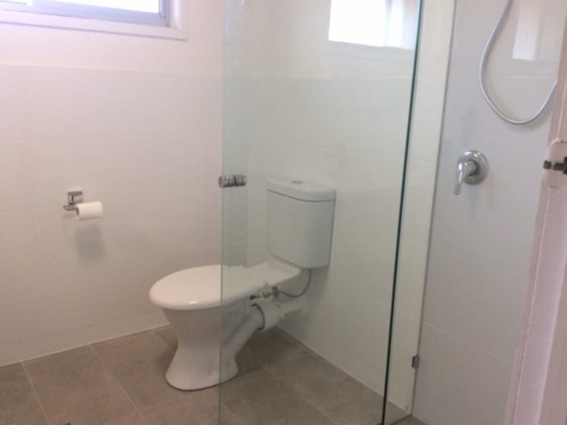 2 Bedroom Duplex Close To 4