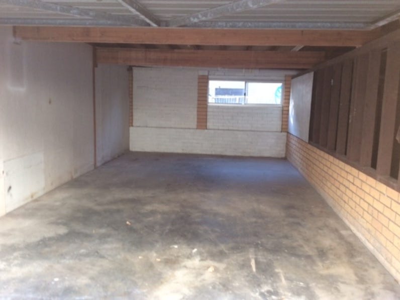 2 Bedroom Duplex Close To 5