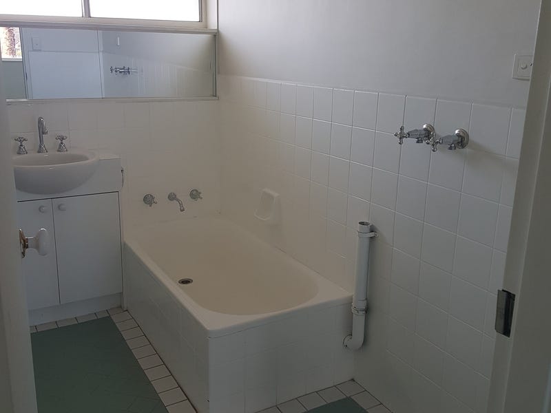 Two Bedroom Apartment in the 5