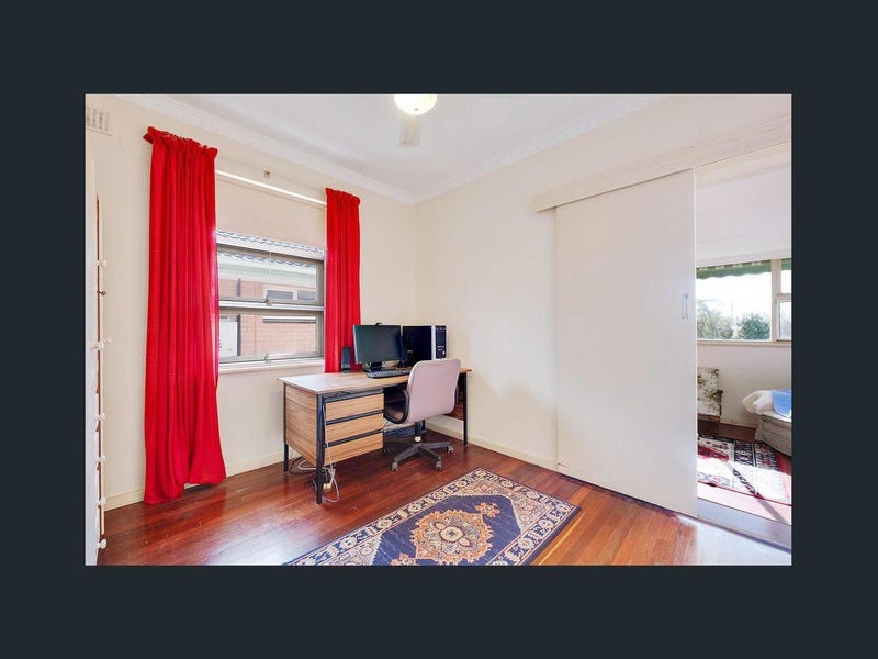 Low Maintenance 3 Bedroom Home 9