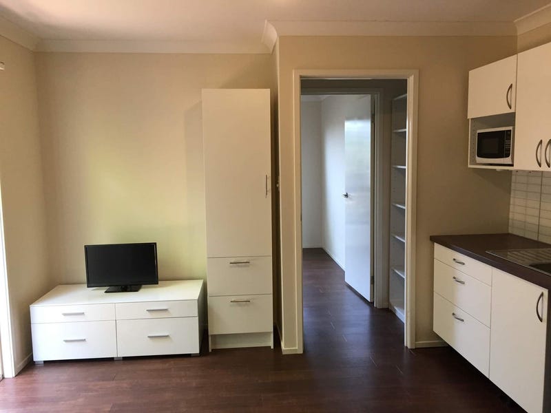 Ocean Shores Garden Flat 5