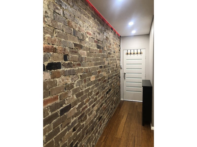 1 Bedroom WITH PARKING
