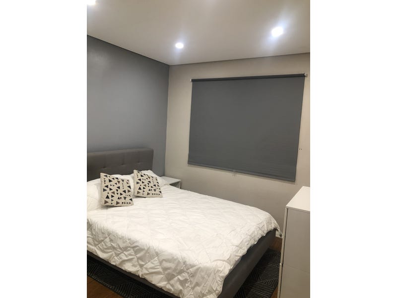 1 Bedroom WITH PARKING 3