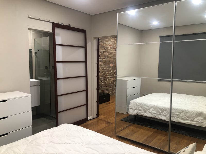 1 Bedroom WITH PARKING 5