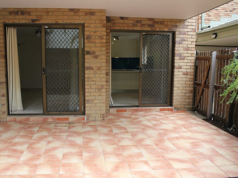 Ground floor Unit with two 10