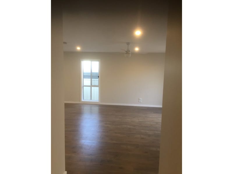 $780 wk 18