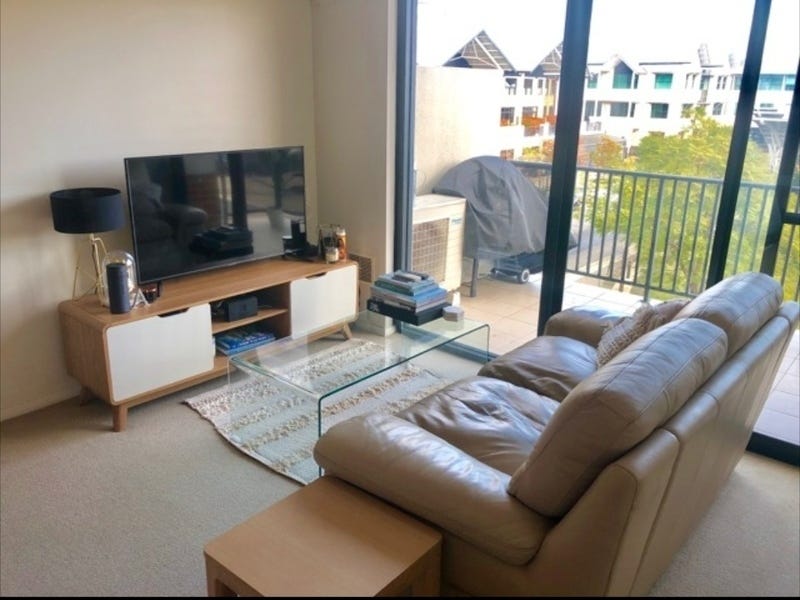 Trendy unfurnished one bedroom Apartment 17
