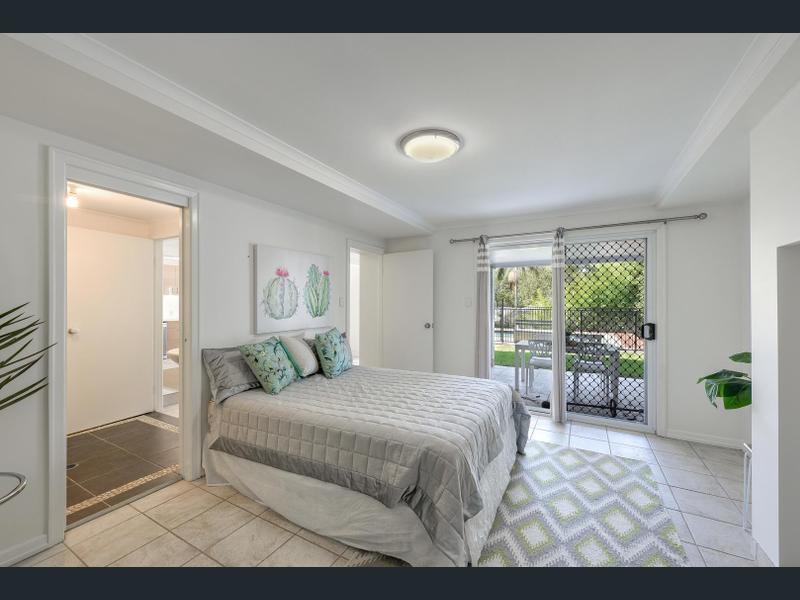 Fully Furnished $380 3