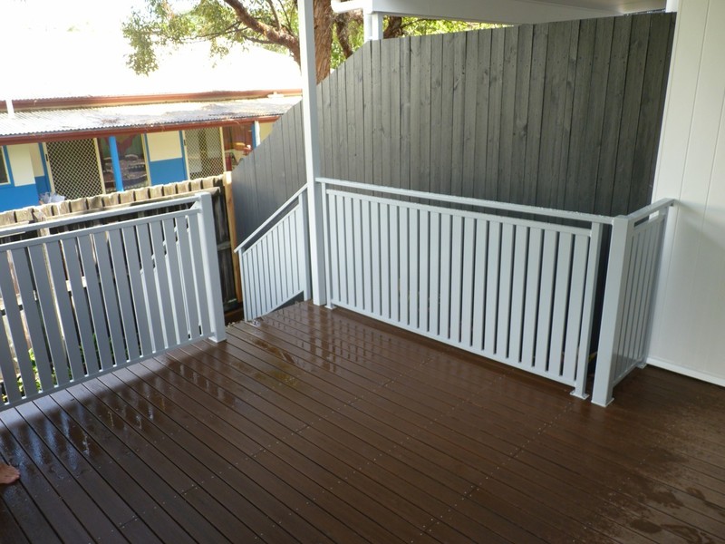 Spacious & Open Plan 2 4