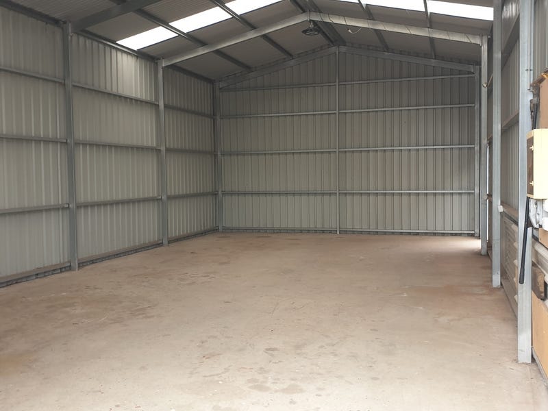 PORT FAIRY WHAREHOUSE STORAGE INDUSTRIAL GARAGE SHED BOAT CARAVAN FURNITURE