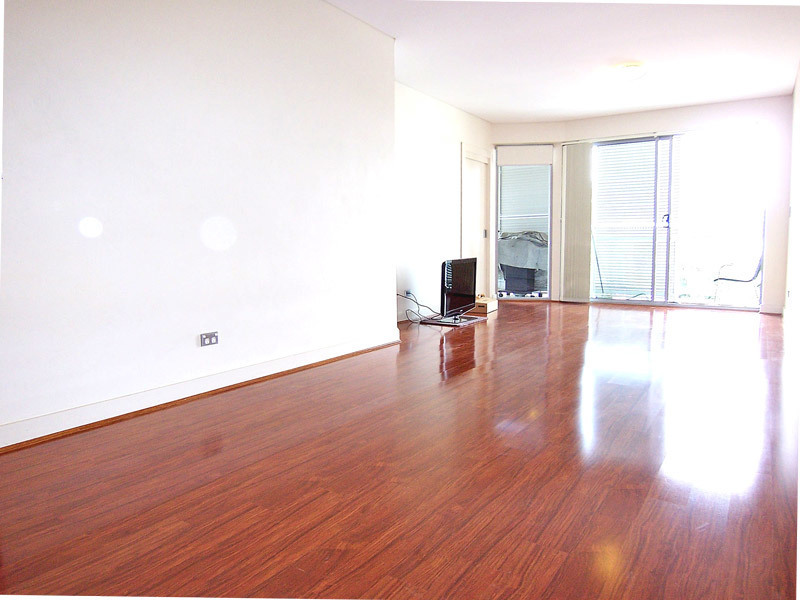 2 Newly Renovated Bathrooms + 2 Large Bedrooms + 2 Car Spaces – Executive Apartment in the Heart of Drummoyne with District & River views!!