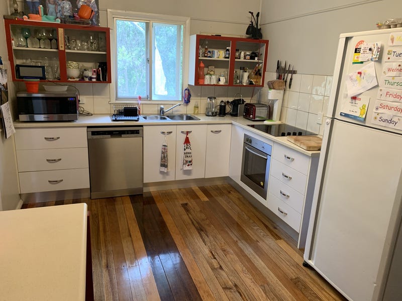 CHECK OUT THIS LOCATION! 4