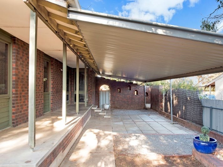 $305 – $310 pw 12
