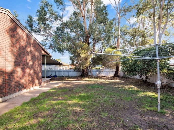 $305 – $310 pw 14