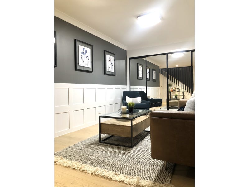 Newly renovated family home minutes 4
