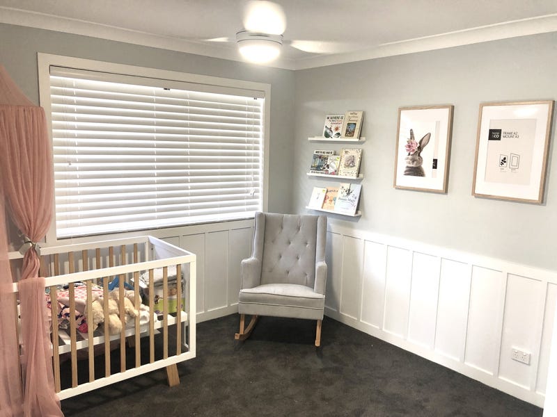Newly renovated family home minutes 15