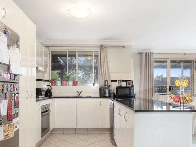 Massive Apartment in Convenient and 8