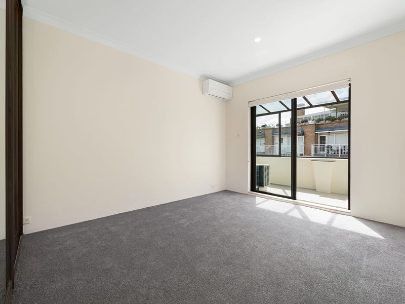 Large and bright 2 bedroom 5